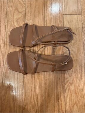 Gap Brown Sandals